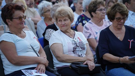 Chełm. Koncert Godzina "W" przy skarpie Chełmskiego Domu Kultury [GALERIA ZDJĘĆ]