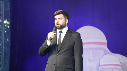 Chełm. Koncert Godzina "W" przy skarpie Chełmskiego Domu Kultury [GALERIA ZDJĘĆ]