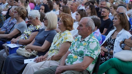 Chełm. Koncert Godzina "W" przy skarpie Chełmskiego Domu Kultury [GALERIA ZDJĘĆ]
