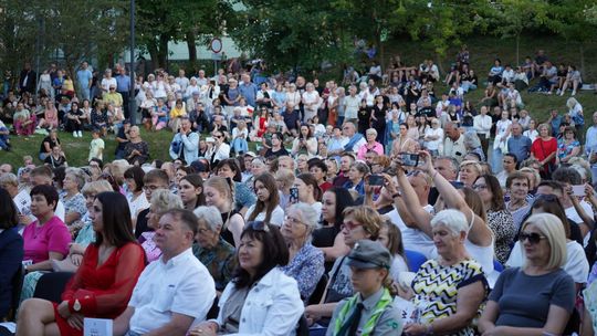 Chełm. Koncert Godzina "W" przy skarpie Chełmskiego Domu Kultury [GALERIA ZDJĘĆ]