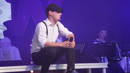 Chełm. Koncert Godzina "W" przy skarpie Chełmskiego Domu Kultury [GALERIA ZDJĘĆ]