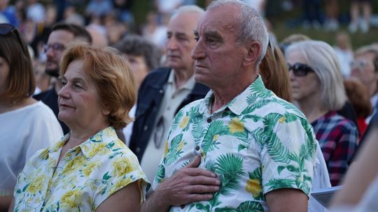 Chełm. Koncert Godzina "W" przy skarpie Chełmskiego Domu Kultury [GALERIA ZDJĘĆ]