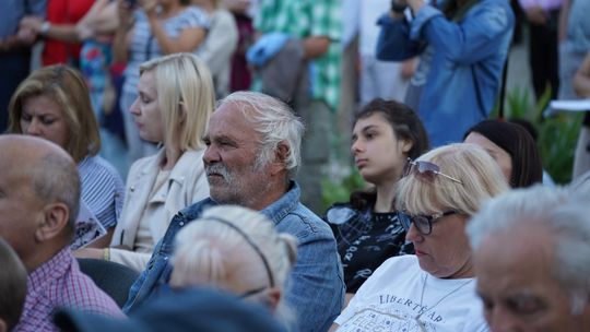 Chełm. Koncert Godzina "W" przy skarpie Chełmskiego Domu Kultury [GALERIA ZDJĘĆ]