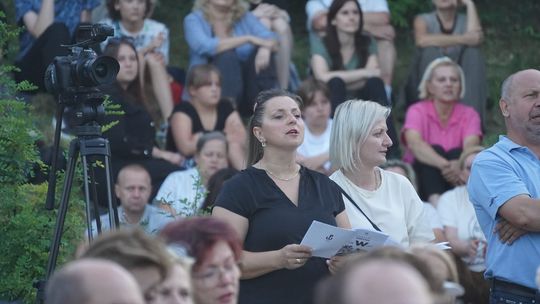 Chełm. Koncert Godzina "W" przy skarpie Chełmskiego Domu Kultury [GALERIA ZDJĘĆ]