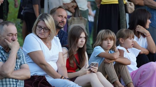 Chełm. Koncert Godzina "W" przy skarpie Chełmskiego Domu Kultury [GALERIA ZDJĘĆ]