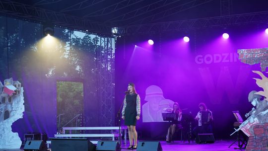 Chełm. Koncert Godzina "W" przy skarpie Chełmskiego Domu Kultury [GALERIA ZDJĘĆ]