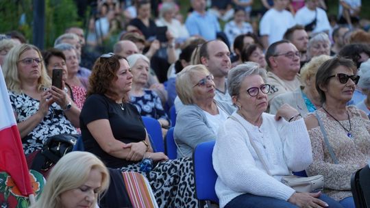 Chełm. Koncert Godzina "W" przy skarpie Chełmskiego Domu Kultury [GALERIA ZDJĘĆ]