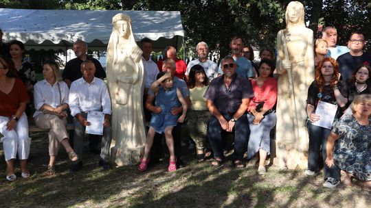 Gm. Dorohusk. Wyjątkowy wernisaż VIII Pleneru Rzeźbiarsko-Malarskiego [GALERIA ZDJĘĆ]