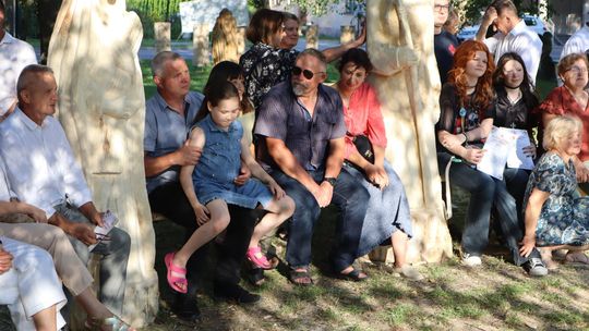 Gm. Dorohusk. Wyjątkowy wernisaż VIII Pleneru Rzeźbiarsko-Malarskiego [GALERIA ZDJĘĆ]