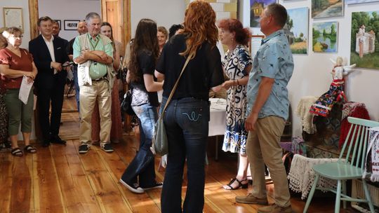 Gm. Dorohusk. Wyjątkowy wernisaż VIII Pleneru Rzeźbiarsko-Malarskiego [GALERIA ZDJĘĆ]