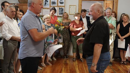 Gm. Dorohusk. Wyjątkowy wernisaż VIII Pleneru Rzeźbiarsko-Malarskiego [GALERIA ZDJĘĆ]