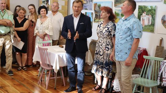 Gm. Dorohusk. Wyjątkowy wernisaż VIII Pleneru Rzeźbiarsko-Malarskiego [GALERIA ZDJĘĆ]