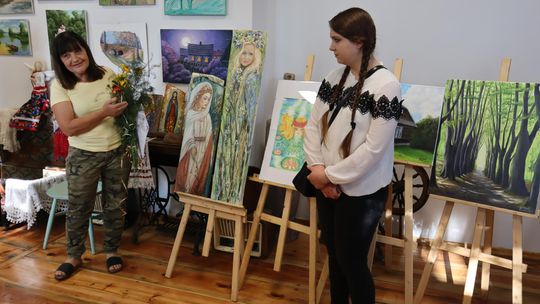 Gm. Dorohusk. Wyjątkowy wernisaż VIII Pleneru Rzeźbiarsko-Malarskiego [GALERIA ZDJĘĆ]