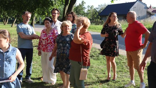 Gm. Dorohusk. Wyjątkowy wernisaż VIII Pleneru Rzeźbiarsko-Malarskiego [GALERIA ZDJĘĆ]