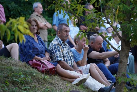 Chełm. Koncert Godzina "W" przy skarpie Chełmskiego Domu Kultury [GALERIA ZDJĘĆ]