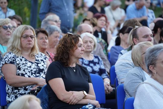 Chełm. Koncert Godzina "W" przy skarpie Chełmskiego Domu Kultury [GALERIA ZDJĘĆ]