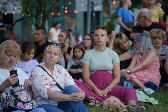 Chełm. Koncert Godzina "W" przy skarpie Chełmskiego Domu Kultury [GALERIA ZDJĘĆ]