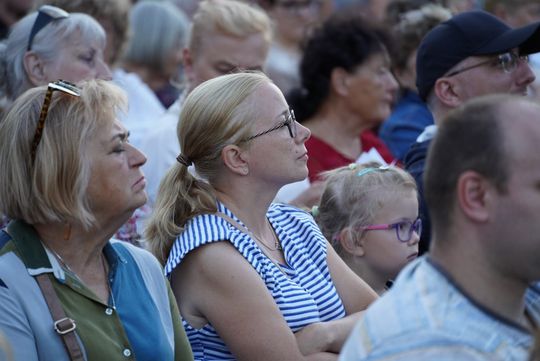 Chełm. Koncert Godzina "W" przy skarpie Chełmskiego Domu Kultury [GALERIA ZDJĘĆ]
