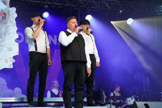 Chełm. Koncert Godzina "W" przy skarpie Chełmskiego Domu Kultury [GALERIA ZDJĘĆ]