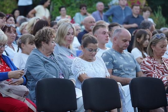 Chełm. Koncert Godzina "W" przy skarpie Chełmskiego Domu Kultury [GALERIA ZDJĘĆ]