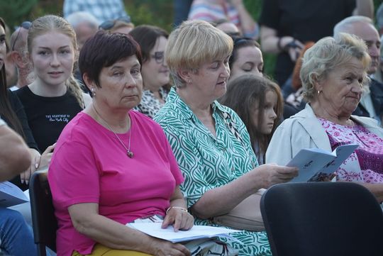 Chełm. Koncert Godzina "W" przy skarpie Chełmskiego Domu Kultury [GALERIA ZDJĘĆ]