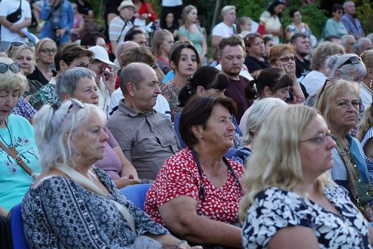 Chełm. Koncert Godzina "W" przy skarpie Chełmskiego Domu Kultury [GALERIA ZDJĘĆ]