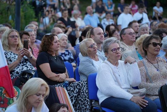 Chełm. Koncert Godzina "W" przy skarpie Chełmskiego Domu Kultury [GALERIA ZDJĘĆ]