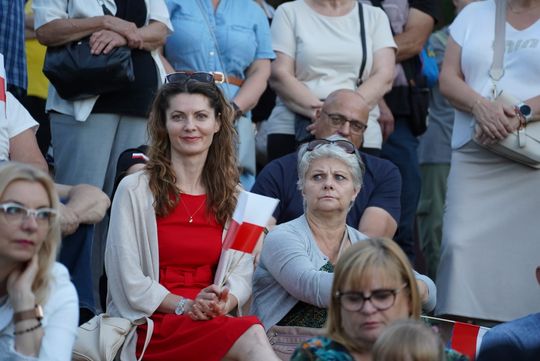 Chełm. Koncert Godzina "W" przy skarpie Chełmskiego Domu Kultury [GALERIA ZDJĘĆ]