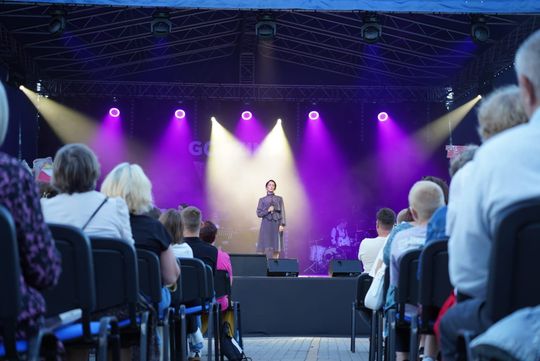 Chełm. Koncert Godzina "W" przy skarpie Chełmskiego Domu Kultury [GALERIA ZDJĘĆ]