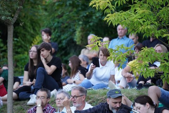 Chełm. Koncert Godzina "W" przy skarpie Chełmskiego Domu Kultury [GALERIA ZDJĘĆ]