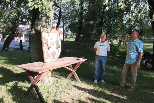 Gm. Dorohusk. Wyjątkowy wernisaż VIII Pleneru Rzeźbiarsko-Malarskiego [GALERIA ZDJĘĆ]