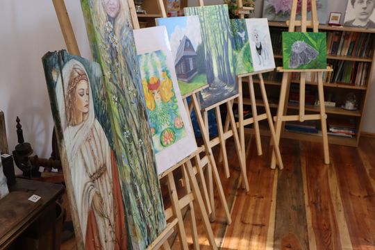 Gm. Dorohusk. Wyjątkowy wernisaż VIII Pleneru Rzeźbiarsko-Malarskiego [GALERIA ZDJĘĆ]