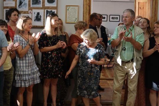 Gm. Dorohusk. Wyjątkowy wernisaż VIII Pleneru Rzeźbiarsko-Malarskiego [GALERIA ZDJĘĆ]