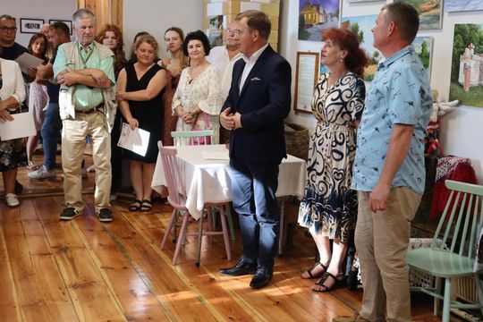 Gm. Dorohusk. Wyjątkowy wernisaż VIII Pleneru Rzeźbiarsko-Malarskiego [GALERIA ZDJĘĆ]