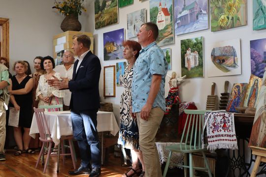 Gm. Dorohusk. Wyjątkowy wernisaż VIII Pleneru Rzeźbiarsko-Malarskiego [GALERIA ZDJĘĆ]