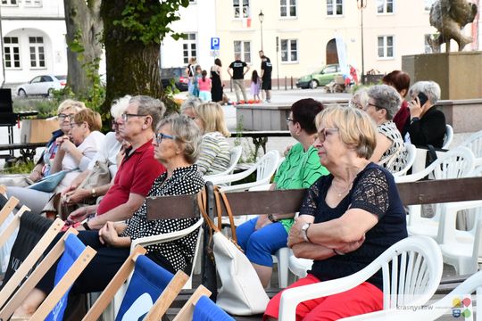 Kino Letnie w Krasnymstawie. Wieczór z filmami o Powstaniu Warszawskim [GALERIA ZDJĘĆ]
