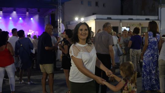 Chełm. Roztańczona Studnia przyciągnęła tłumy! [GALERIA ZDJĘĆ]