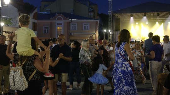 Chełm. Roztańczona Studnia przyciągnęła tłumy! [GALERIA ZDJĘĆ]