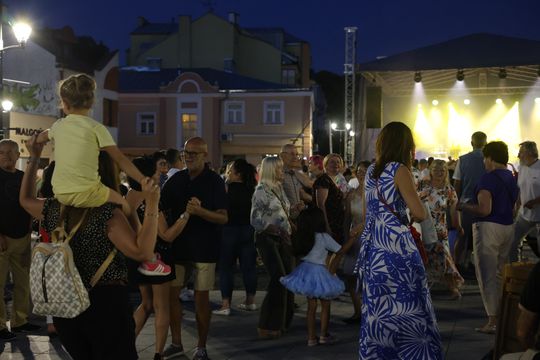 Chełm. Roztańczona Studnia przyciągnęła tłumy! [GALERIA ZDJĘĆ]