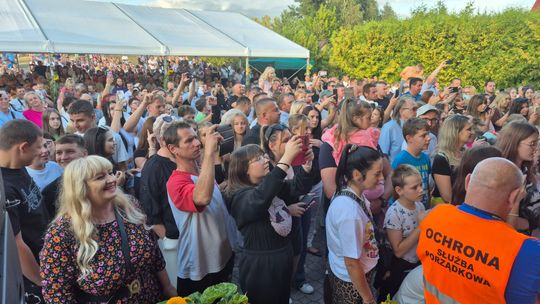 Dożynki gminne w Siedliszczu z Izabelą Trojanowską i Long & Junior [GALERIA ZDJĘĆ]