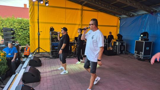 Dożynki gminne w Siedliszczu z Izabelą Trojanowską i Long & Junior [GALERIA ZDJĘĆ]