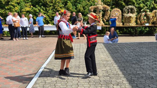 Dożynki gminne w Siedliszczu z Izabelą Trojanowską i Long & Junior [GALERIA ZDJĘĆ]