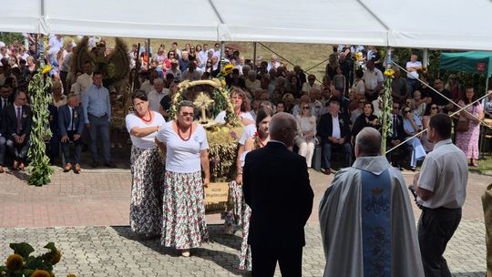 Dożynki gminne w Siedliszczu z Izabelą Trojanowską i Long & Junior [GALERIA ZDJĘĆ]