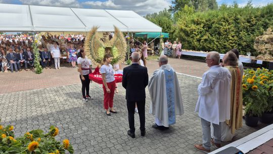 Dożynki gminne w Siedliszczu z Izabelą Trojanowską i Long & Junior [GALERIA ZDJĘĆ]