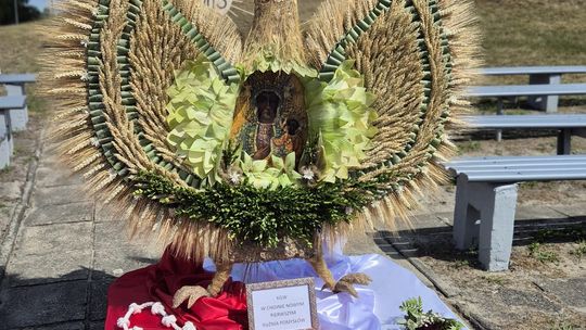 Dożynki gminne w Siedliszczu z Izabelą Trojanowską i Long & Junior [GALERIA ZDJĘĆ]