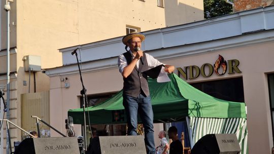 Chełm. Reczka, rzeczka i poleczka na Placu Łuczkowskiego. Folkowo-ludowy rodzinny piknik [GALERIA ZDJĘĆ]