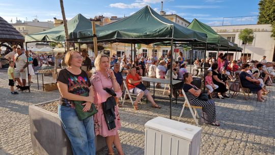Chełm. Reczka, rzeczka i poleczka na Placu Łuczkowskiego. Folkowo-ludowy rodzinny piknik [GALERIA ZDJĘĆ]