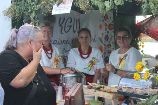 Dożynki gminne w Leśniowicach 2025 [GALERIA ZDJĘĆ]