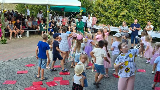 Dożynki gminne w Siedliszczu z Izabelą Trojanowską i Long & Junior [GALERIA ZDJĘĆ]