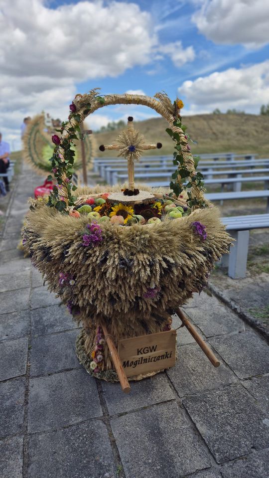 Dożynki gminne w Siedliszczu z Izabelą Trojanowską i Long & Junior [GALERIA ZDJĘĆ]